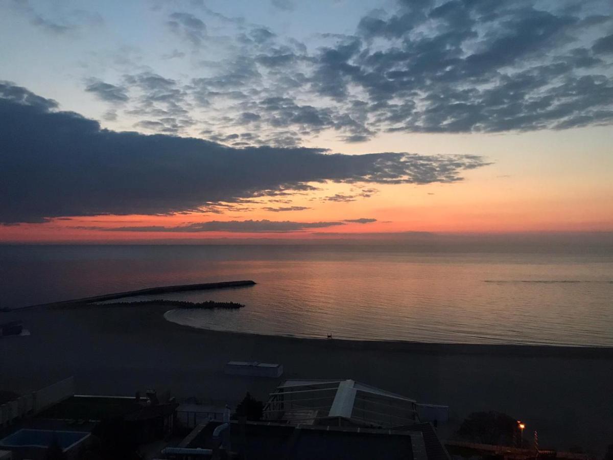 Faleza Nord Sea View Apartment Constanţa Eksteriør billede