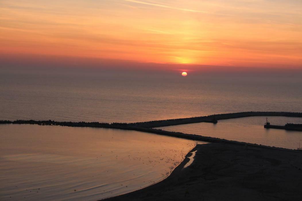 Faleza Nord Sea View Apartment Constanţa Eksteriør billede